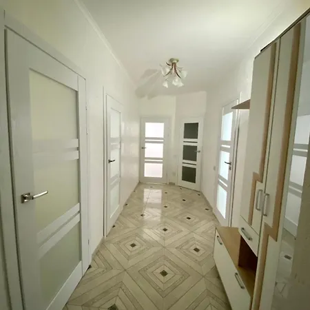 новобуд.стрийська,ашан,сихів,автовокзал Apartment