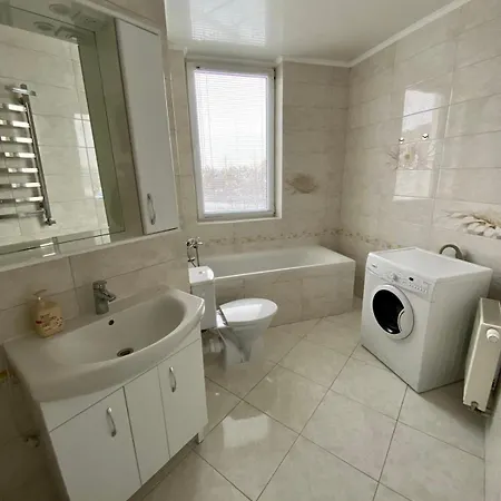 новобуд.стрийська,ашан,сихів,автовокзал Apartment *