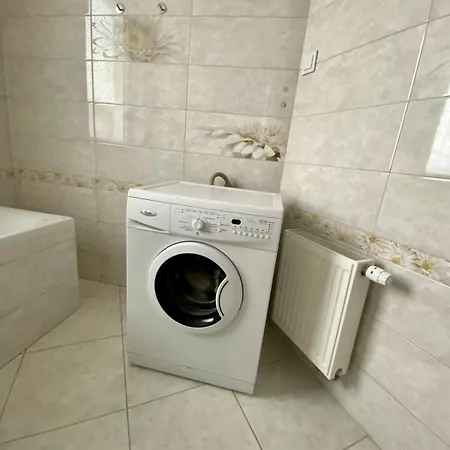 новобуд.стрийська,ашан,сихів,автовокзал Apartment *